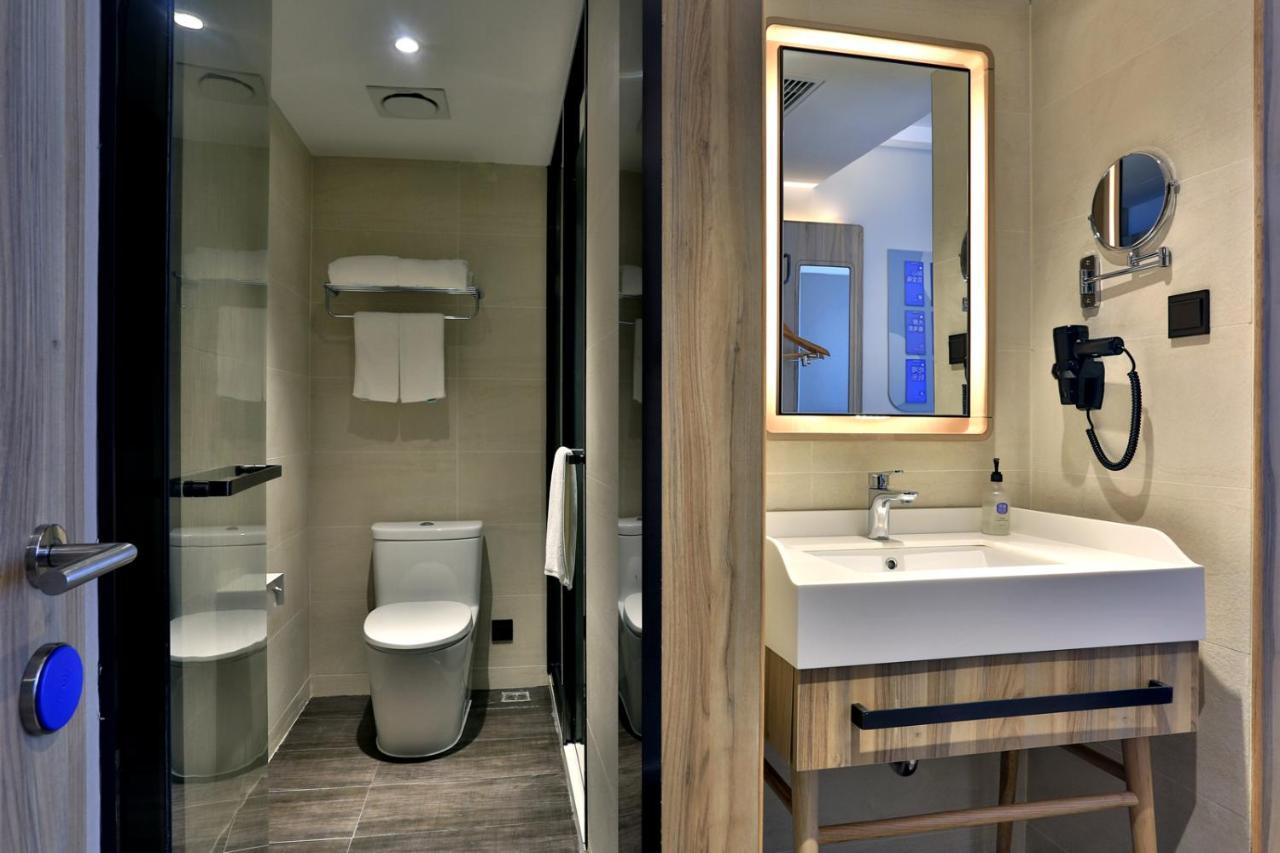Hanting Hotel Shanghai North Bund Hailun Road Zewnętrze zdjęcie